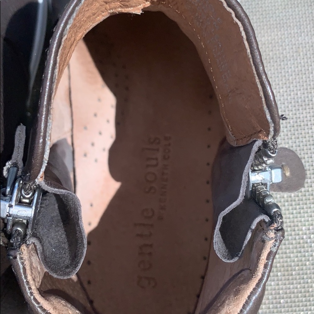 Gentle Souls by Kenneth Cole size 7M - Picture 5 of 8